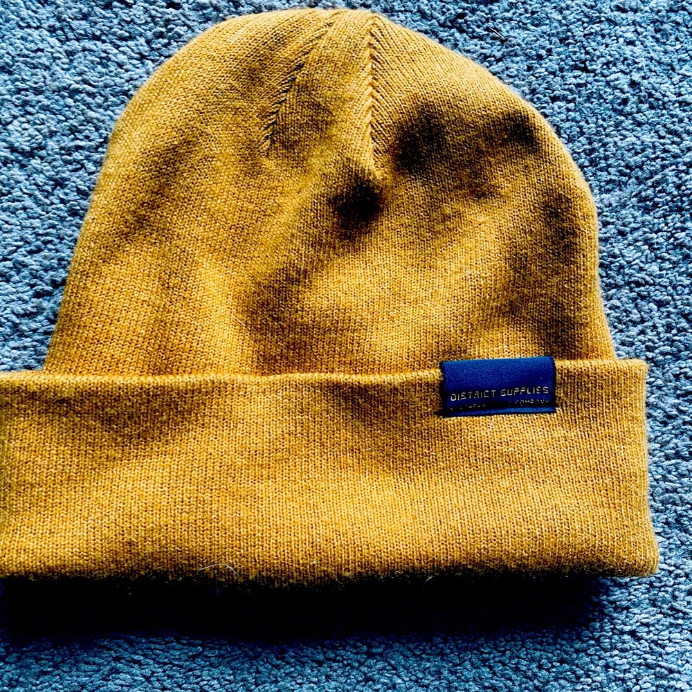 (EUC)- District Supplies Beanie LIGHT BROWN- OS